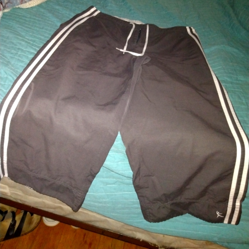 Women's capris